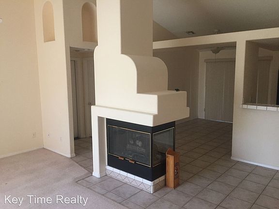 4th image of 4081 S Dixon Dr