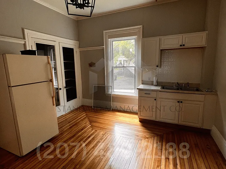 39 High St #1 — Photo 1