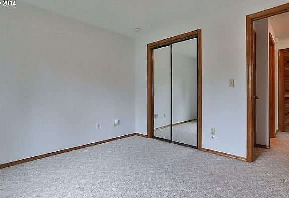 4th image of 11835 SE 33rd Ave