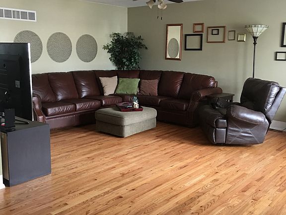 4th image of 7535 Georgetown Dr