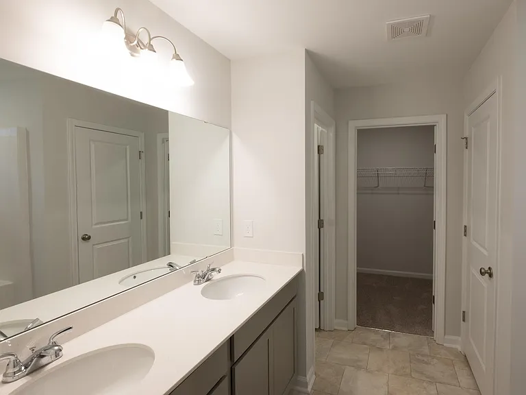 1007 Crescent Corner Dr — Photo 14