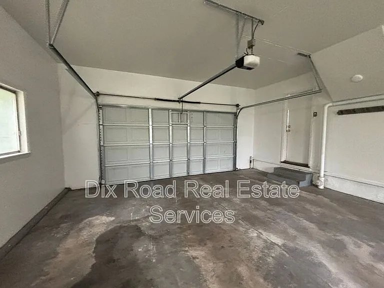 1739 Embury Park Rd — Photo 4