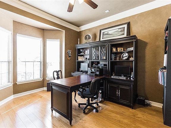 5th image of 7723 Courtney Manor Ln