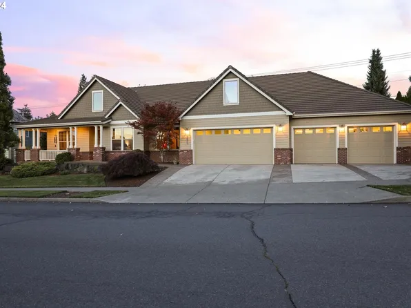 2950 SE Cleveland Dr, Gresham, OR 97080