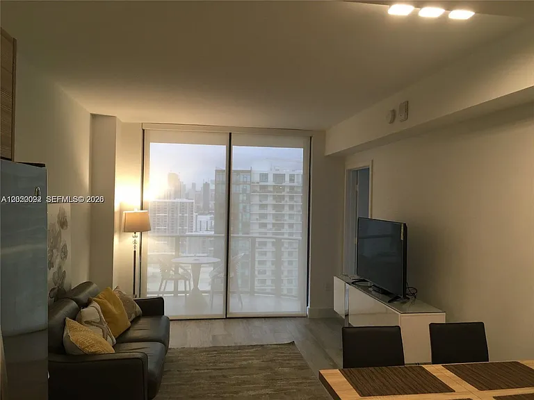 121 NE 34th St #2203 — Photo 6