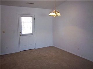 3rd image of 306 N Heritage Ln