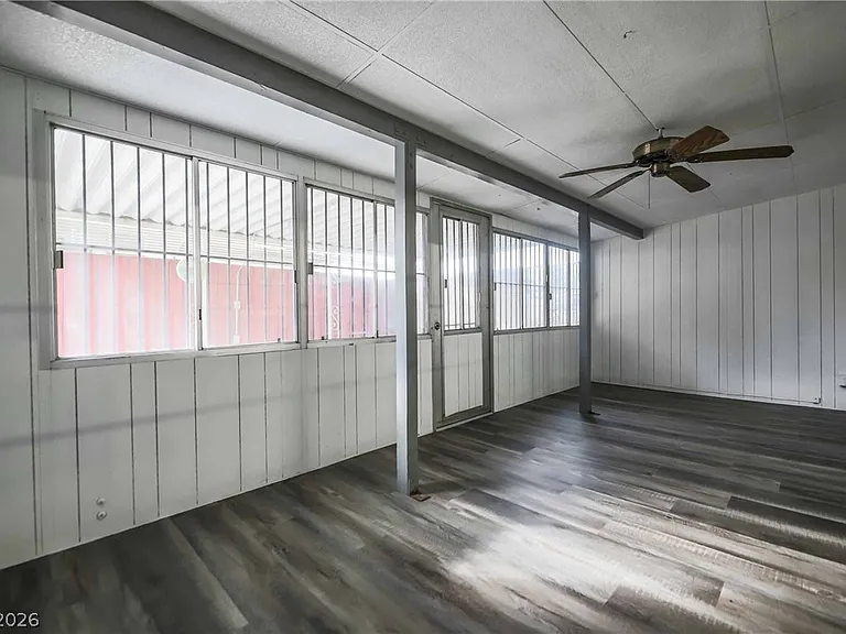 612 N Bruce St — Photo 30
