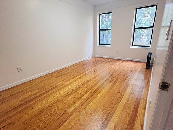 4th image of 621 W 172nd St APT 39