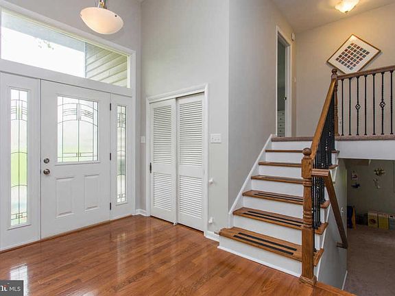 4th image of 1760 Josie Ln