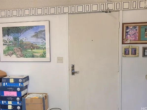 1188 Bishop St Ste 2204, Honolulu, HI 96813