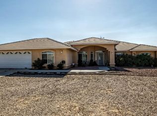 6819 Jargon St, Oak Hills, CA 92344