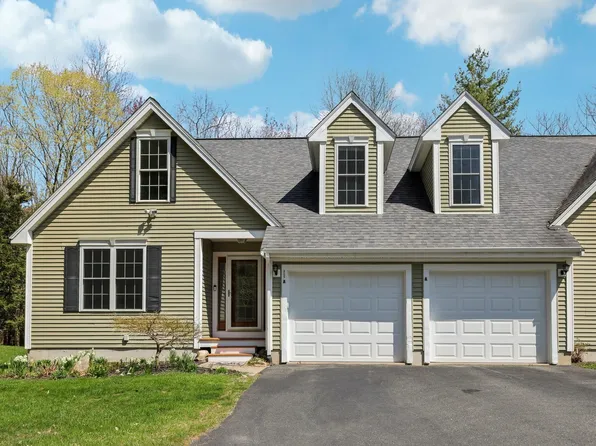 315 Sandown Road #A, Hampstead, NH 03826