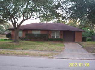 903 Stonecrest Dr, Houston, TX 77018