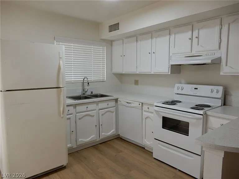 5146 Gray Ln #A — Photo 5