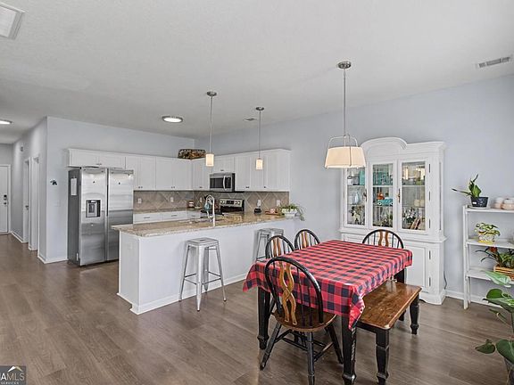 5th image of 263 Brandonwood Rd