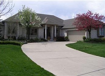 1st image of 4029 Brockton Manor North Dr