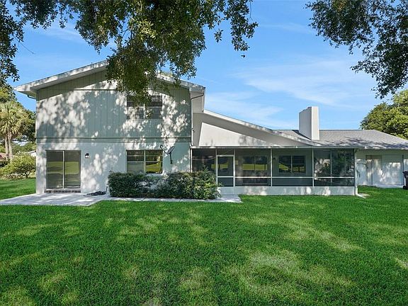 2nd image of 300 GREENFIELD ROAD
