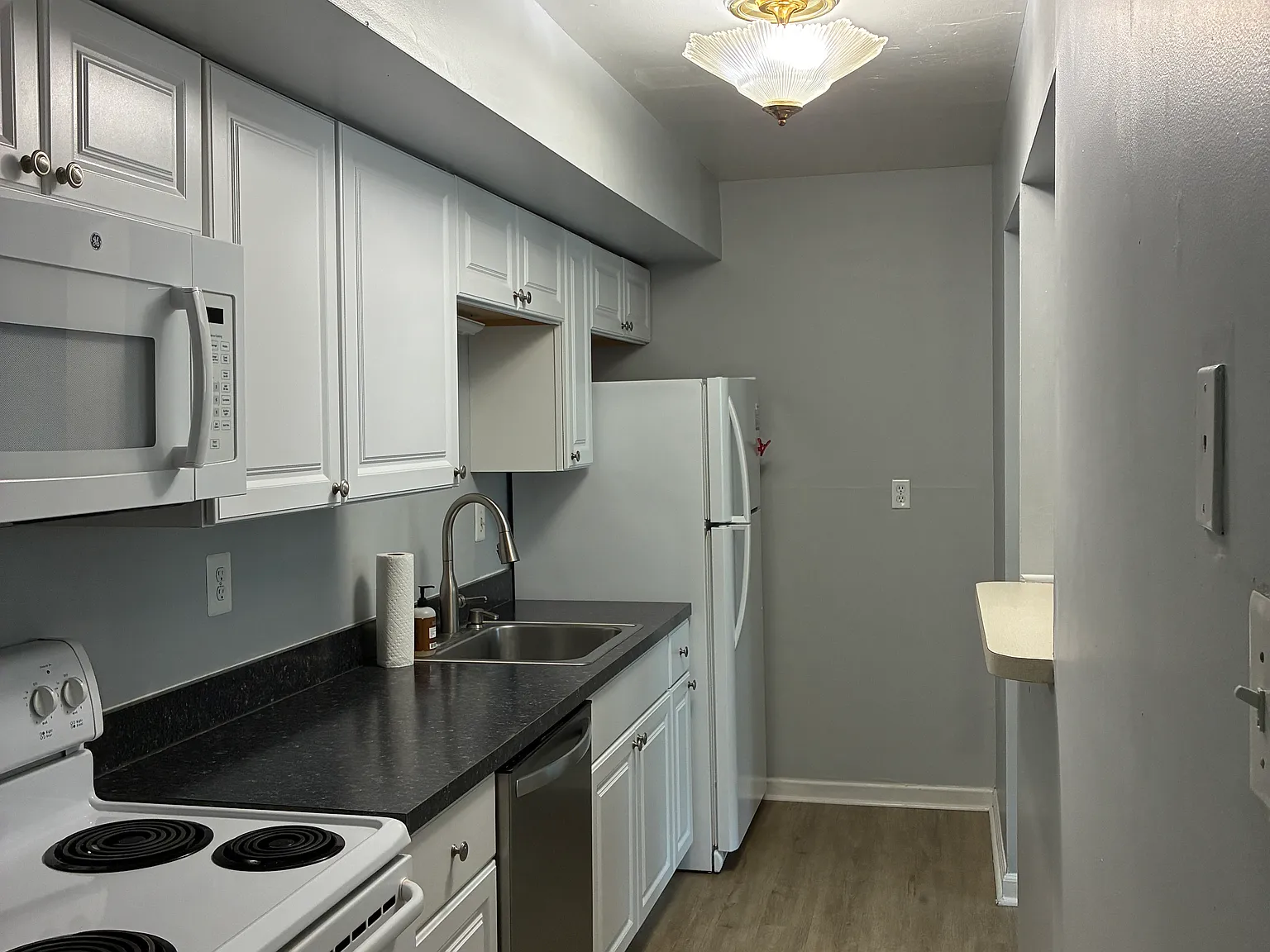 2 bed, $1,750 — Photo 4