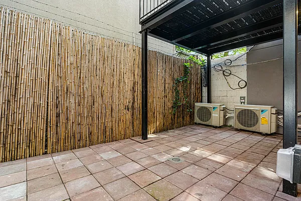 Rented by Compass | media 20