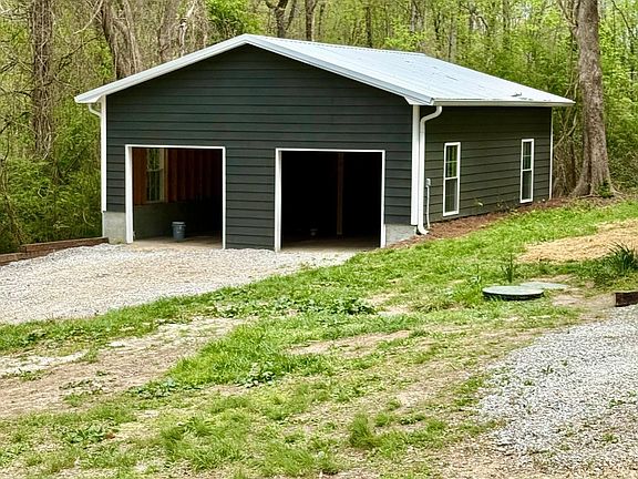 5th image of 521 Rodgers Way