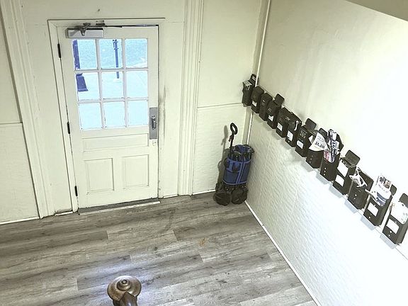 3rd image of 35 Center Sq APT 205