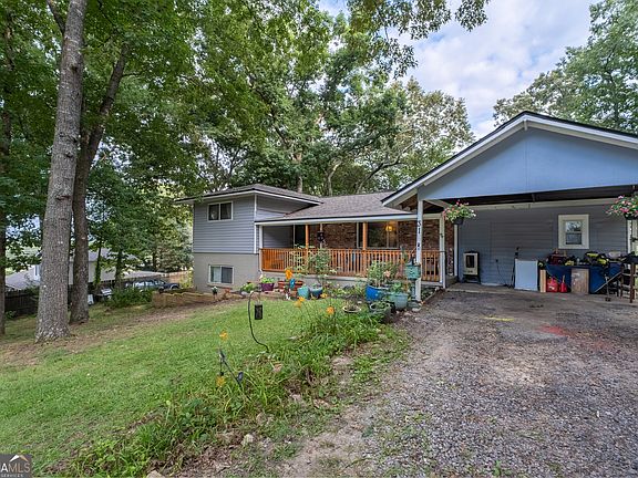3rd image of 31 Rock Fence Cir SE