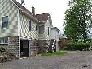 2nd image of 220 Bentwood Ave