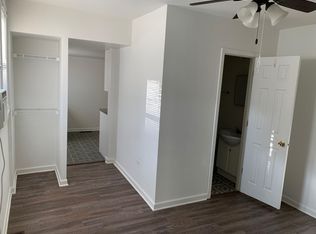 1022 W Main St APT B, Ottawa, IL 61350