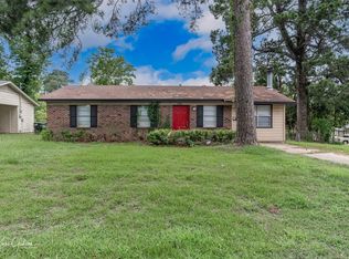 9410 Woodcrest Dr, Shreveport, LA 71118