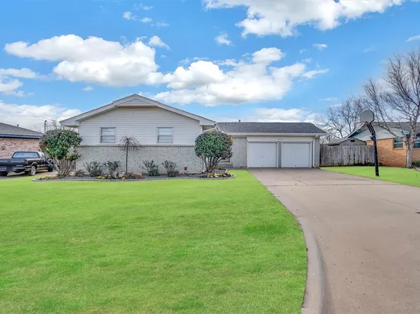 266 William Dr, Altus, OK 73521