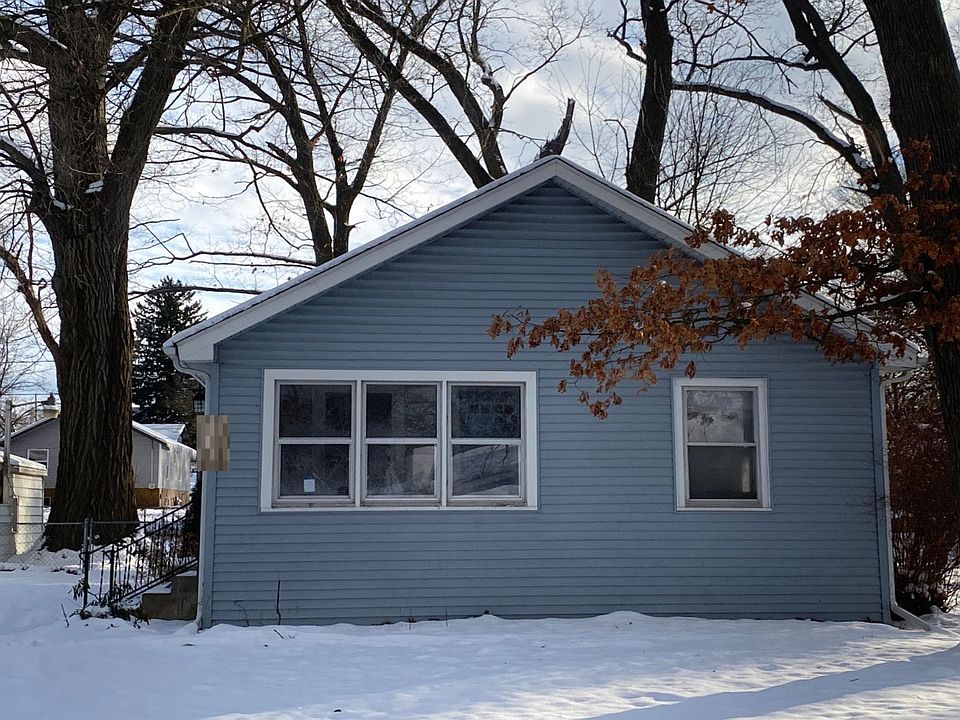 1st image of 307 Webber St