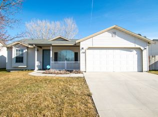 178 N Summer Breeze St, Nampa, ID 83651