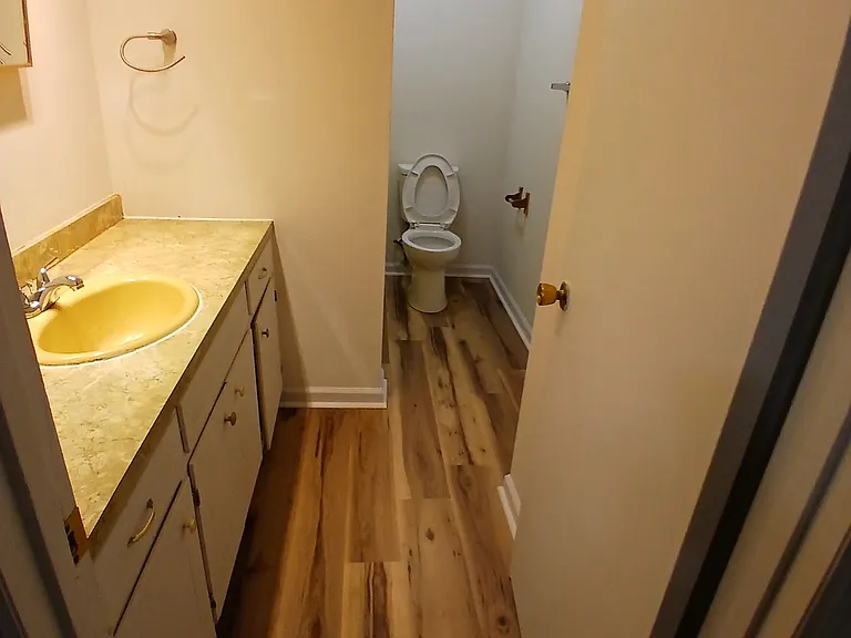 804 Haywood Dr NW — Photo 5