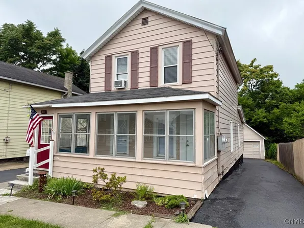 211 Pharis St, Syracuse, NY 13204