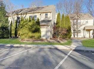 903 Violet Ln, Jackson, NJ 08527