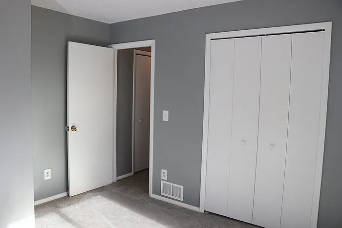 1596 Lake St — Photo 12