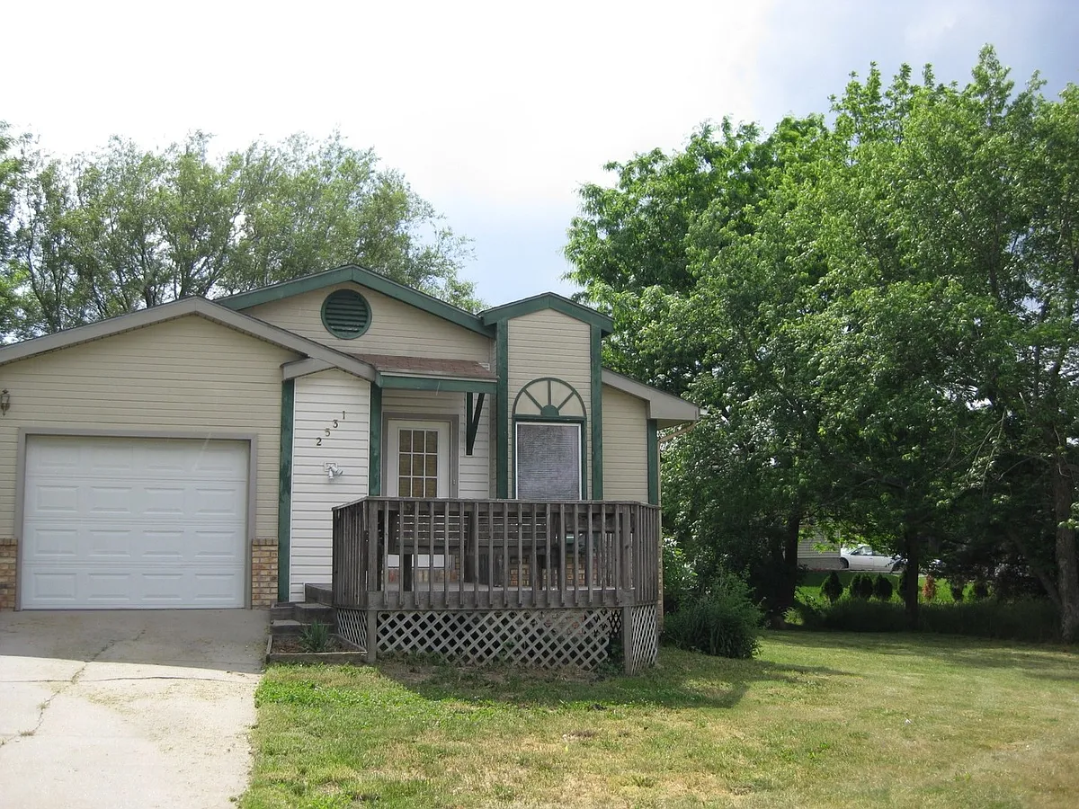 Building Photo - 2531 NW 4th St