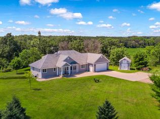 8779 Riley Rd, Amherst, WI 54406