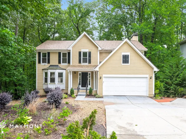 765 Mountain Oaks Pkwy, Stone Mountain, GA 30087