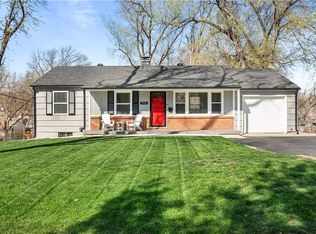3306 S Grand Ave, Independence, MO 64055
