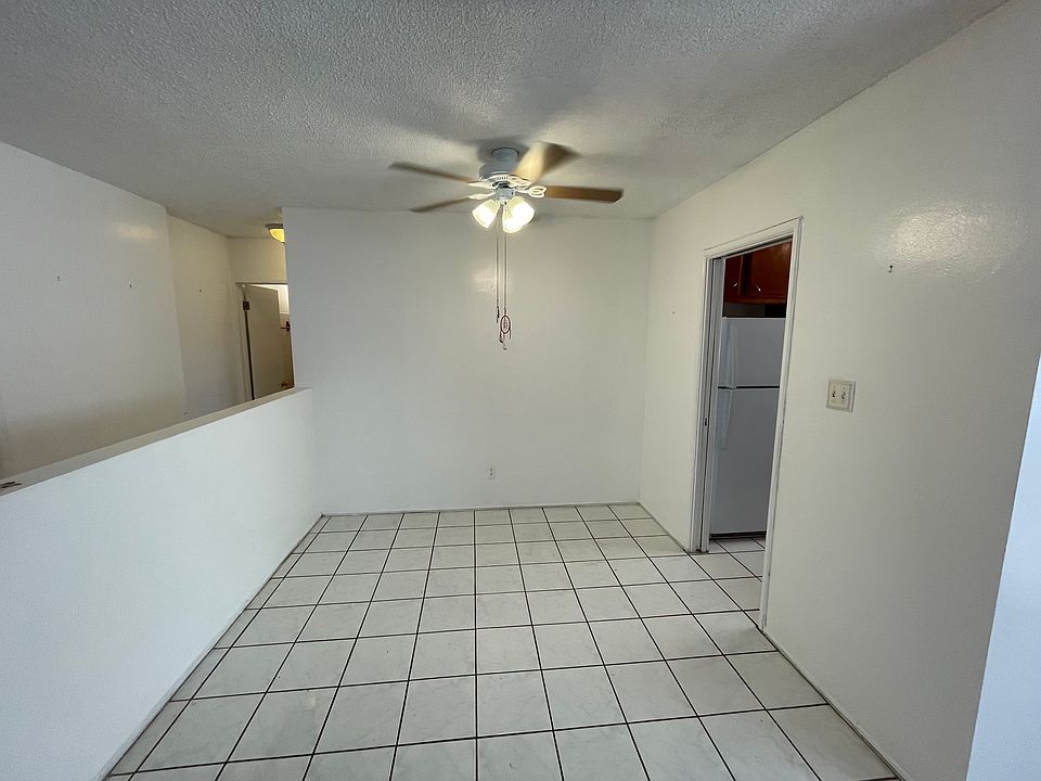 1st image of 933 6th St APT 2