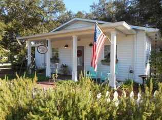 222 Staff Dr NE, Fort Walton Beach, FL 32548