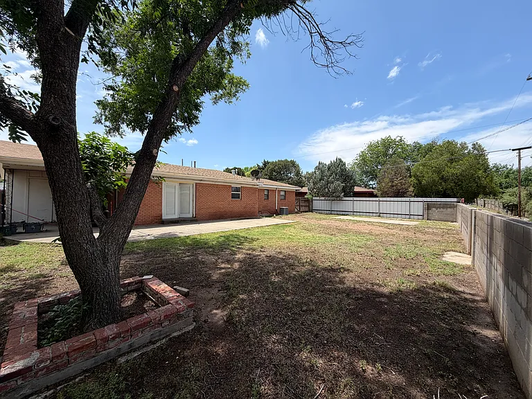 609 S Plains Park Dr — Photo 15