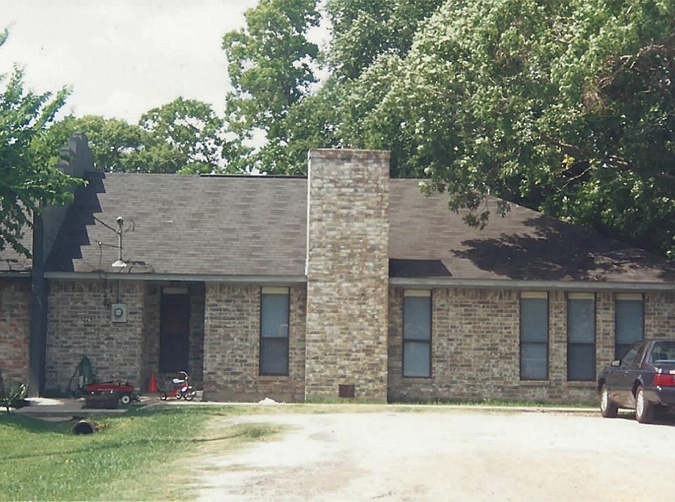1st image of 229A Otto St