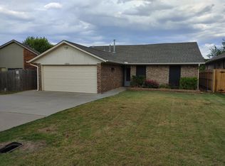11905 Barrywood Dr, Oklahoma City, OK 73120