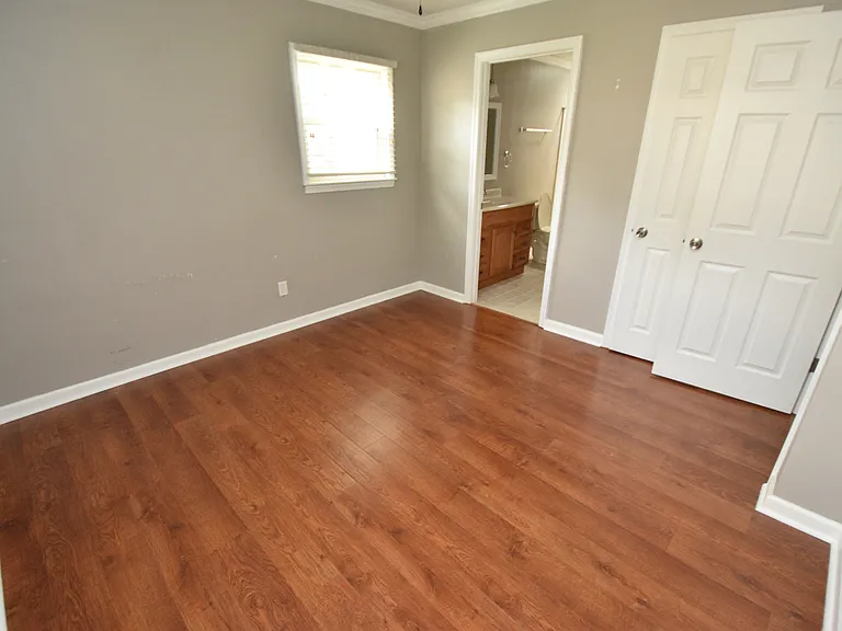 504 S Kings Point Rd — Photo 10