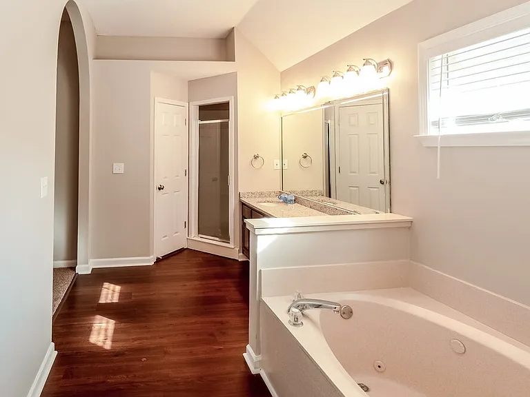 5451 Philgrove Way — Photo 11