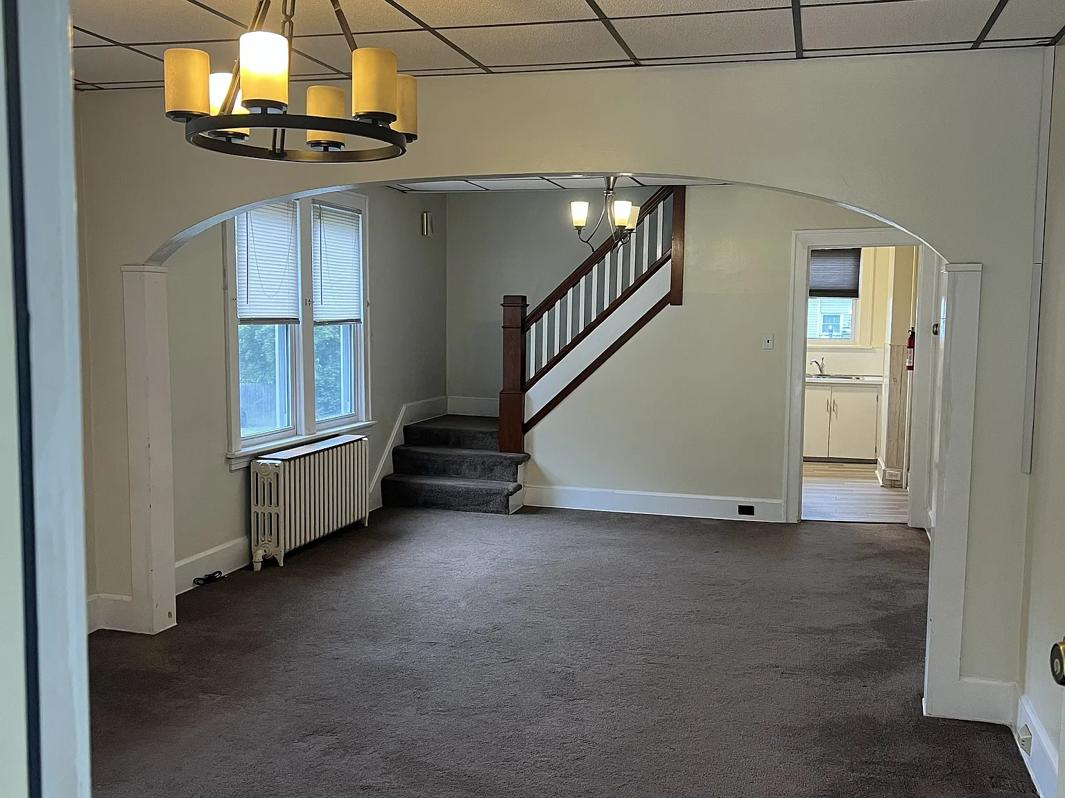 1061 Berg St — Photo 3