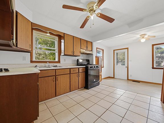 4th image of 603 S 2nd St