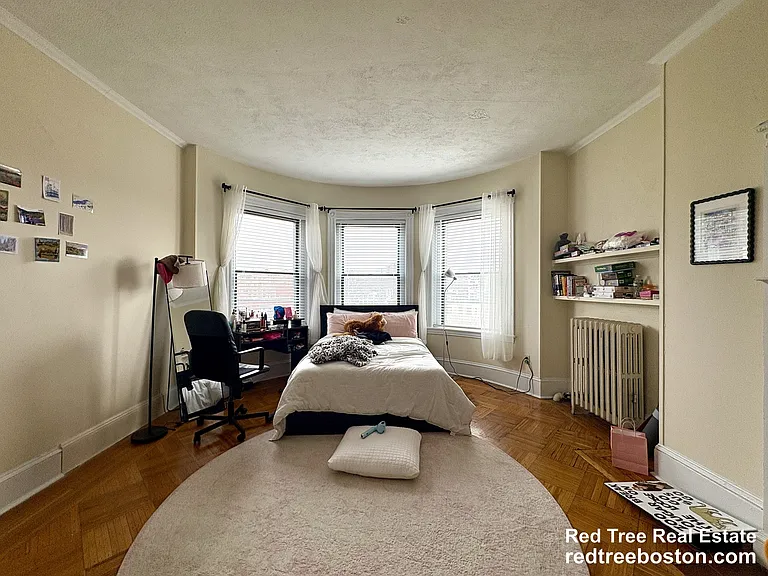 914 Beacon St #4 — Photo 12